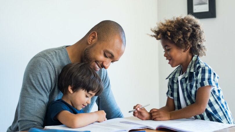 Saiba Como Ensinar Inglês Para Crianças Em Casa